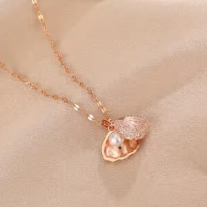 Rose Gold Plated Sea Shell Pearl Pendant Necklace